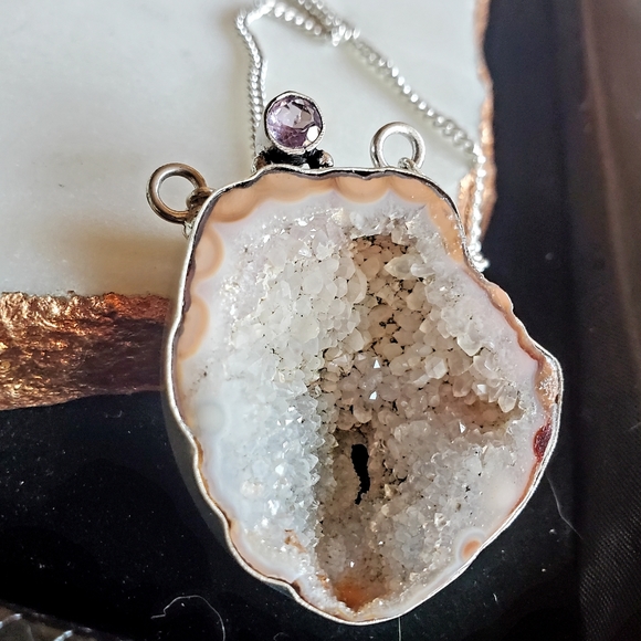 New Agate Geode Druzy and Amethyst Silver Necklace - Picture 7 of 16
